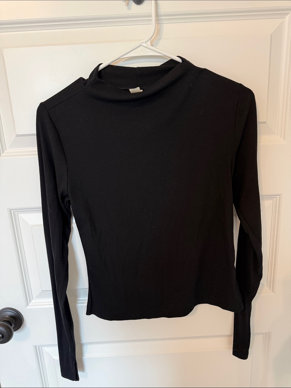 Old Navy Black Long-Sleeve Mock Neck Top